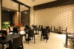 #24044 Negozio uso Bar a reddito in complesso commerciale