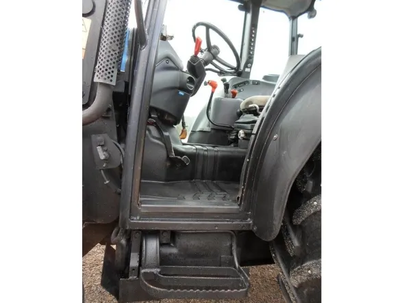New Holland TN 75 D
