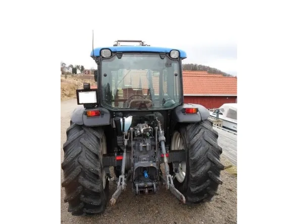 New Holland TN 75 D
