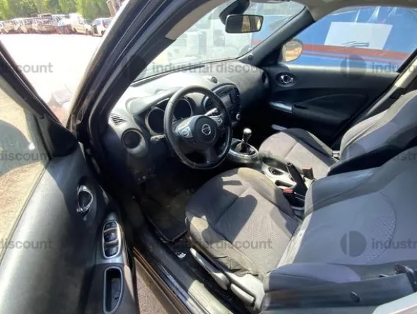 10#8816 Nissan Juke