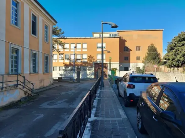 #24532 Opificio con appartamenti
