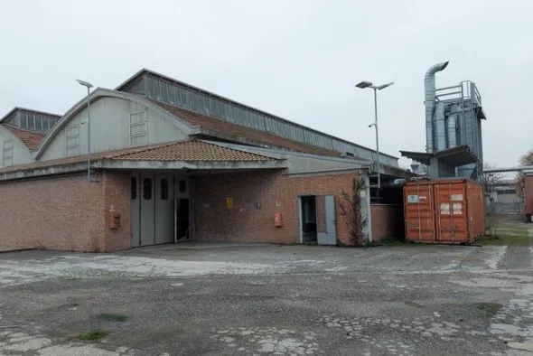#14819 Opificio con arredi ufficio in zona industriale
