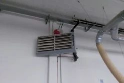 #14819 Opificio con arredi ufficio in zona industriale