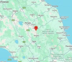 #24599 Opificio con showroom uffici e corte privata