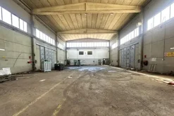 #2639836 Opificio con uffici e cortile privato (part 256)