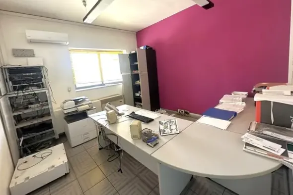 #2639836 Opificio con uffici e cortile privato (part 256)