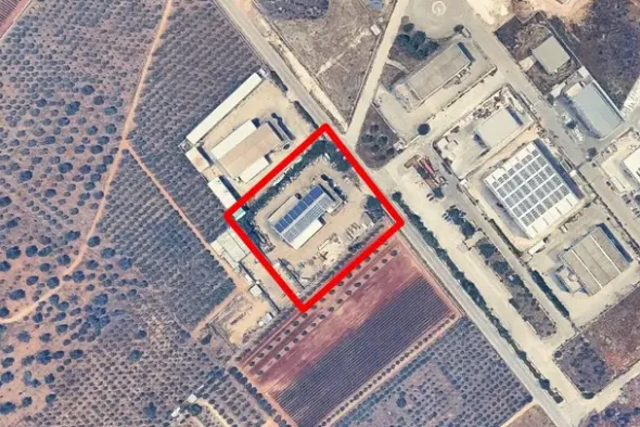 #2639836 Opificio con uffici e cortile privato (part 256)