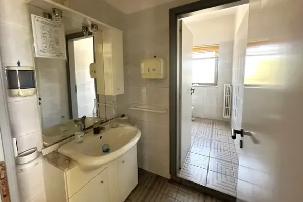 #2639836 Opificio con uffici e cortile privato (part 256)