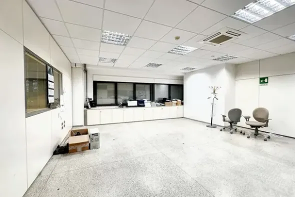 #23714 Opificio industriale con piazzale pertinenziale