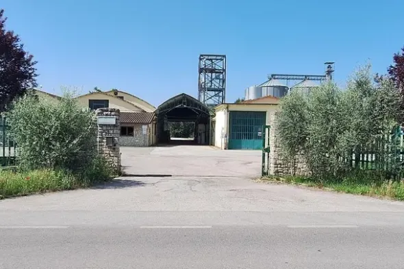 #24757 Opificio per produzione alimentare con terreni