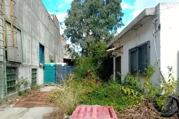 #2638619 Opificio uso deposito con pertinenze e cortile