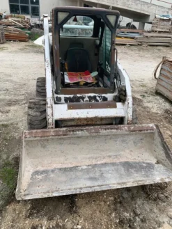 17#7663 Pala caricatrice Bobcat