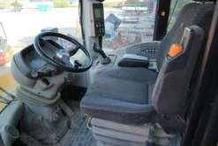 24#2431 Pala caricatrice New Holland W 190