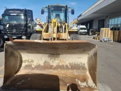 7#8084 Pala gommata articolata Komatsu WA 320-5