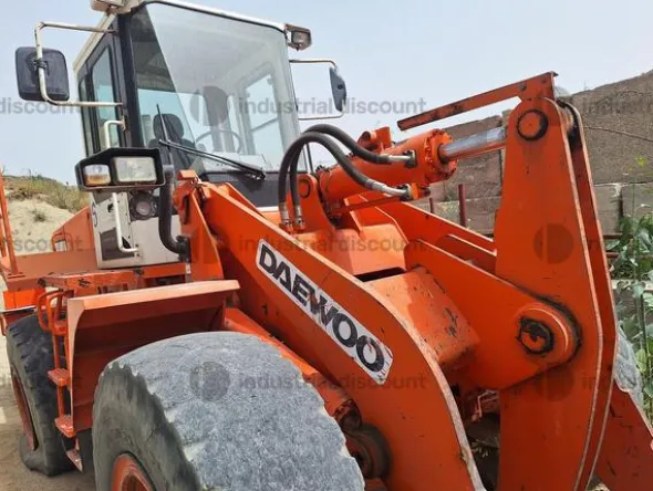 1#97800 Pala gommata Daewoo e Komatsu