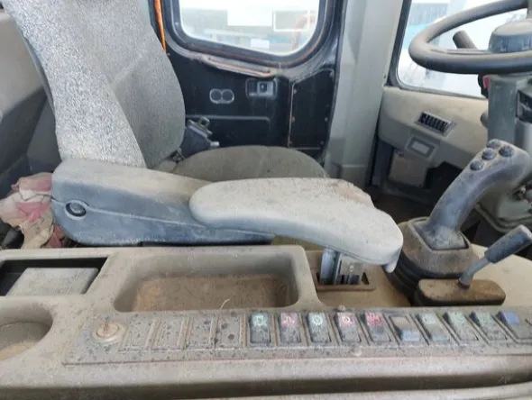 5#8178 Pala Gommata Doosan Daewoo
