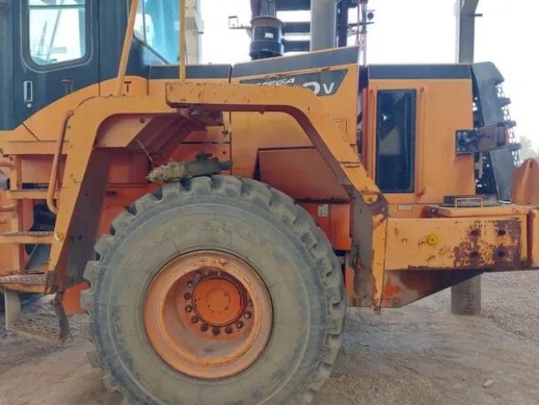 5#8178 Pala Gommata Doosan Daewoo