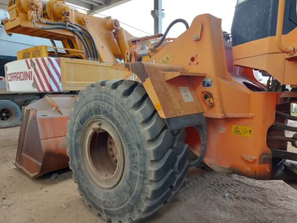 5#8178 Pala Gommata Doosan Daewoo