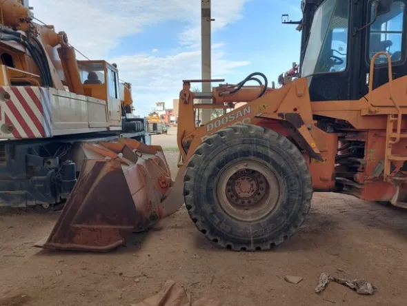 5#8178 Pala Gommata Doosan Daewoo