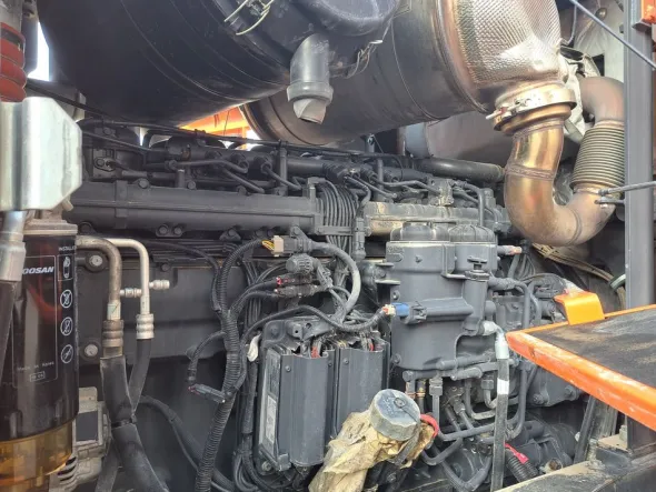 Pala gommata Doosan DL420-5