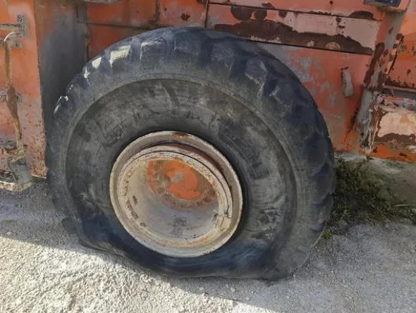 9#4036 Pala gommata Fiat Allis