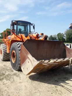 2#3163 Pala gommata Fiat Hitachi