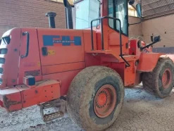 3#5783 Pala gommata Fiat Hitachi W17