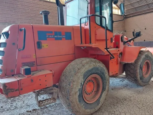 3#5783 Pala gommata Fiat Hitachi W17