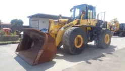 35#7214 Pala gommata Komatsu
