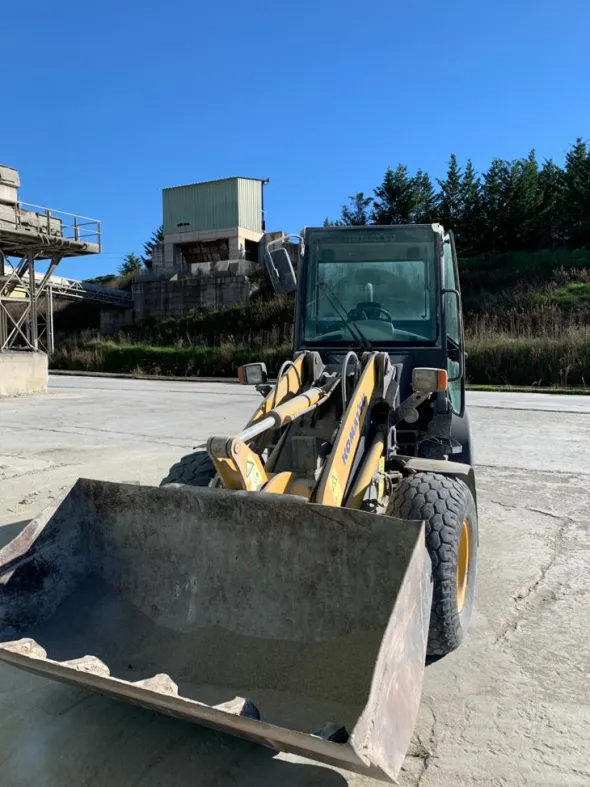 pala gommata komatsu WA-80-5 2200h