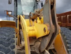 13#4479 Pala gommata New Holland