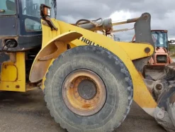 13#4479 Pala gommata New Holland