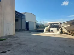 #2537908 Palazzina uffici grezza con pertinenze