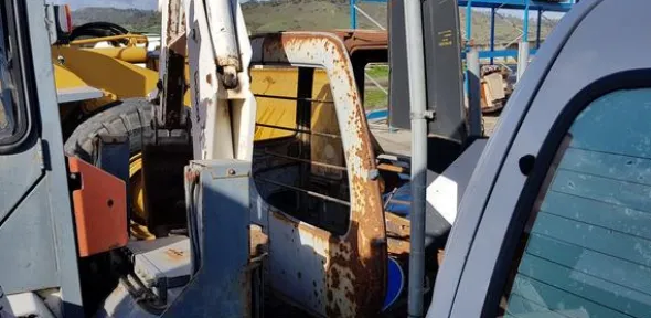 3#3901 Pale gommate Hanomag e Bobcat