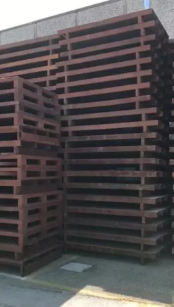 1#3154 Pallet in metallo