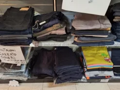 3#8933 Pantaloni e Jeans
