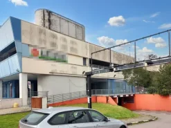 #20027 Parcheggi con Kartodromo