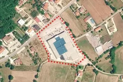 #2638554 Parco commerciale con parcheggio scoperto