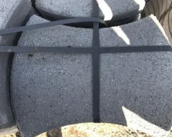 10#2342 Pavimentazione e betonelle su bancali