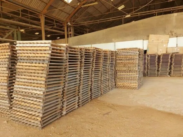 42#5783 Pedane in legno