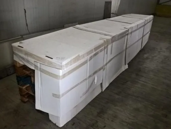 51#3630 Pedane in legno e cestelli in acciaio