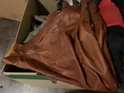 1#7066 Pelli e tessuti di vario tipo