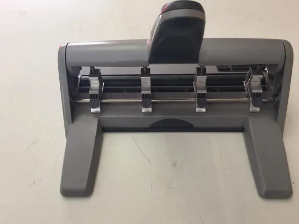 Perforatore carta 4 fori regolabile