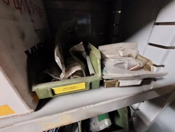 1#6777 Pezzi di ricambio di parti meccaniche e carrozzeria di autoveicoli Man