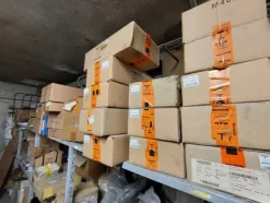 1#6777 Pezzi di ricambio di parti meccaniche e carrozzeria di autoveicoli Man