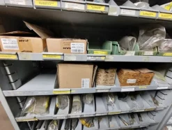 1#6777 Pezzi di ricambio di parti meccaniche e carrozzeria di autoveicoli Man