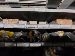 1#6777 Pezzi di ricambio di parti meccaniche e carrozzeria di autoveicoli Man