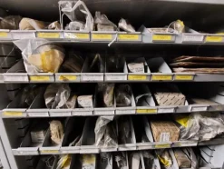 1#6777 Pezzi di ricambio di parti meccaniche e carrozzeria di autoveicoli Man