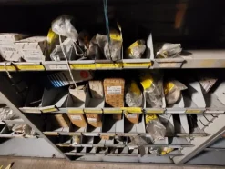 1#6777 Pezzi di ricambio di parti meccaniche e carrozzeria di autoveicoli Man