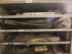 1#6777 Pezzi di ricambio di parti meccaniche e carrozzeria di autoveicoli Man